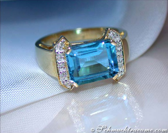 Fine Blue Topaz Ring with Diamonds #1 Fine Blue Topaz Ring with Diamonds #1