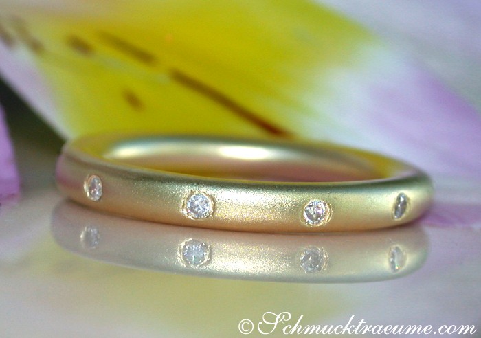 Enchanting Diamond Starry Sky Band in Yellow Gold #1 Enchanting Diamond Starry Sky Band in Yellow Gold #1