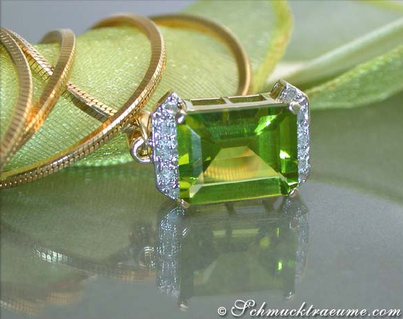 Feiner Peridot Anhänger mit Diamanten #1 Feiner Peridot Anhänger mit Diamanten #1
