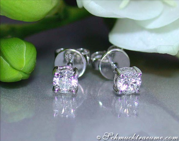 Pretty Diamond Solitaire Studs (0,50 ct.) #1 Pretty Diamond Solitaire Studs (0,50 ct.) #1