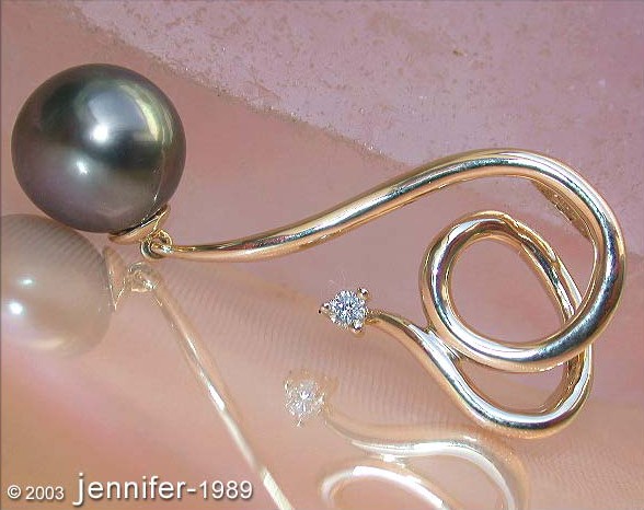 Beautiful Tahitian Pearl Diamond Pendant in Yellow gold 14k #1 Beautiful Tahitian Pearl Diamond Pendant in Yellow gold 14k #1