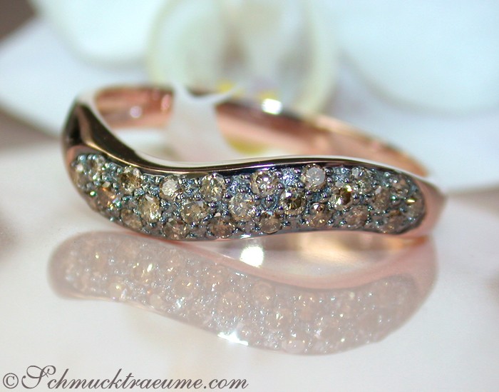 Curved Brown Diamond Pavé Ring #1 Curved Brown Diamond Pavé Ring #1