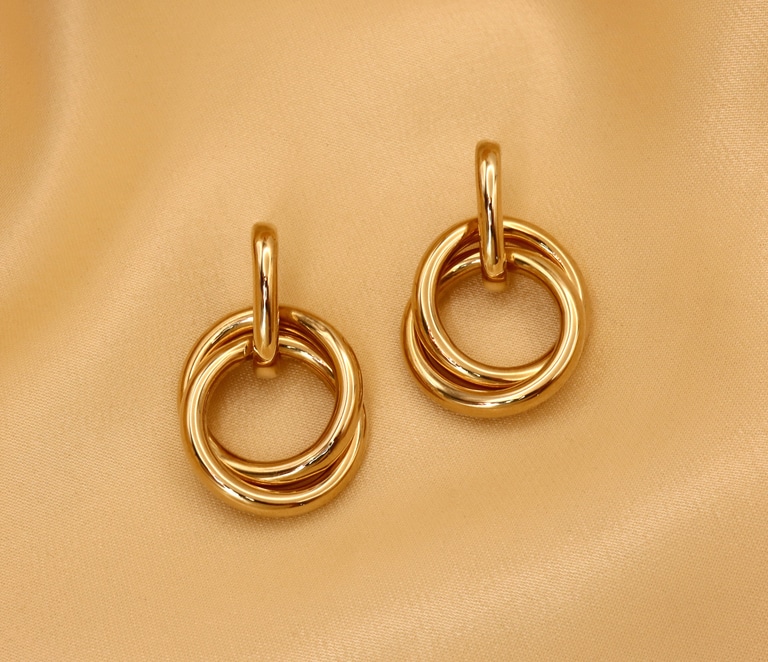 Gold Pur: Verschlungene Ohrringe in Gelbgold 585 #1 Gold Pur: Verschlungene Ohrringe in Gelbgold 585 #1