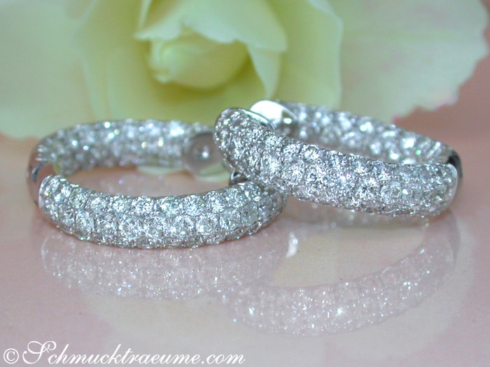 Stately Diamond Pavé Hoops (Ø 24 mm) #1 Stately Diamond Pavé Hoops (Ø 24 mm) #1