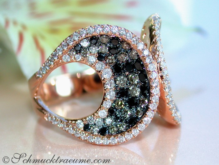 Interessanter Ring mit schwarzen Diamanten, naturbraunen & weißen Brillanten #1 Interessanter Ring mit schwarzen Diamanten, naturbraunen & weißen Brillanten #1