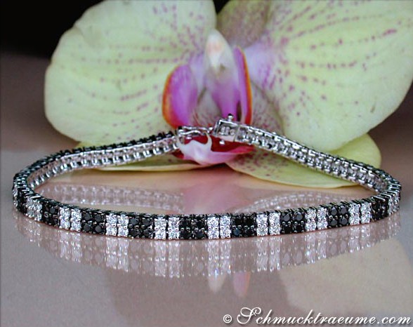 Terrific Black & White Diamond Bracelet #1 Terrific Black & White Diamond Bracelet #1