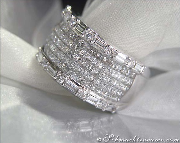 Luxurious Diamond Band with Princess Diamonds (3,04 ct.) #1 Luxurious Diamond Band with Princess Diamonds (3,04 ct.) #1