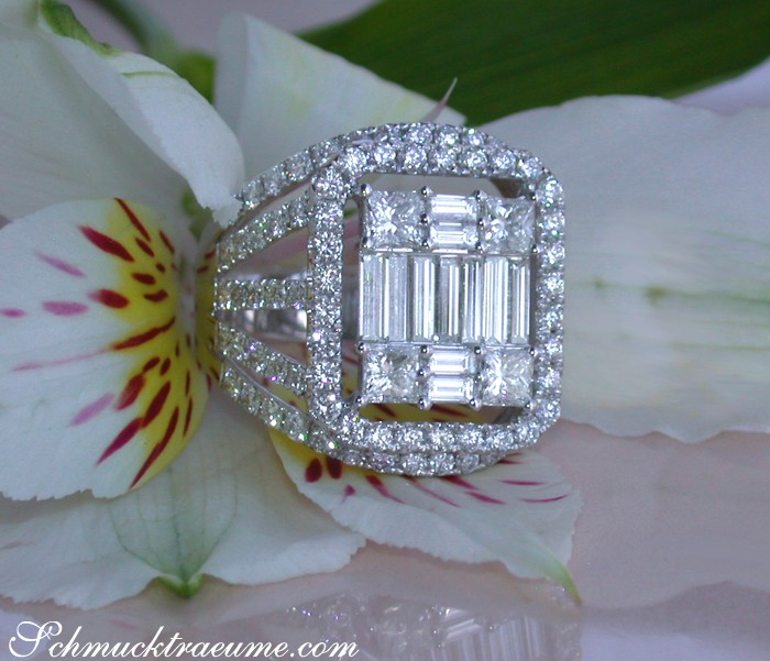 Luxurious Diamond Ring with Princess and Baguette Diamonds #1 Luxurious Diamond Ring with Princess and Baguette Diamonds #1