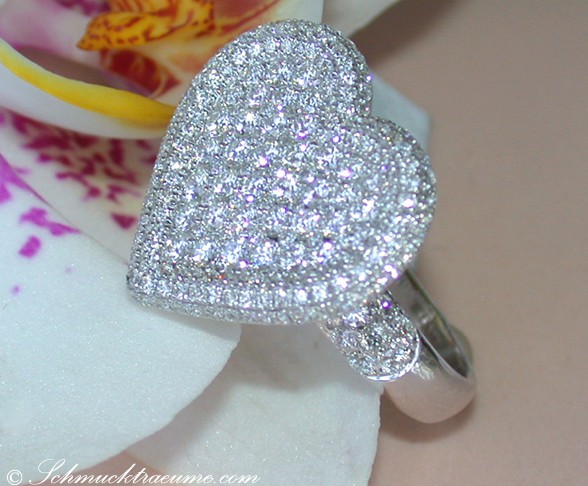 Opulent Diamond Heart Ring (2,36 ct.) #1 Opulent Diamond Heart Ring (2,36 ct.) #1