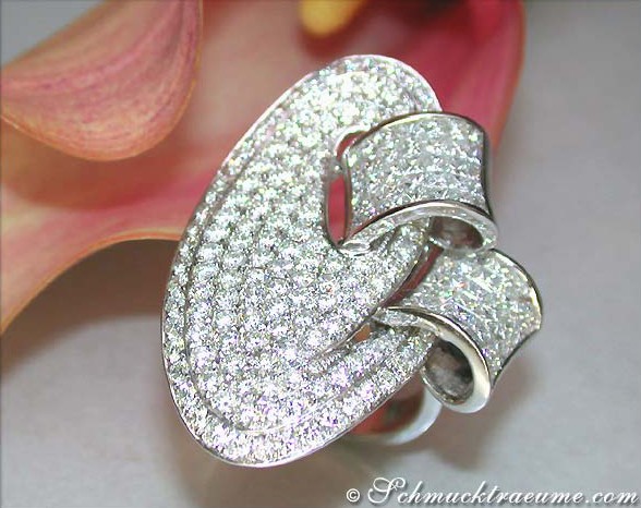 Opulent Diamond Ring (6,16 ct.) #1 Opulent Diamond Ring (6,16 ct.) #1