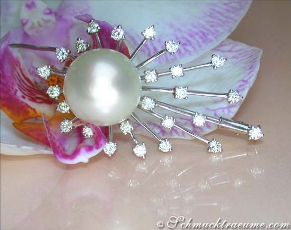 Opulent Southsea Pearl Pendant / Brooch with Diamonds #1 Opulent Southsea Pearl Pendant / Brooch with Diamonds #1
