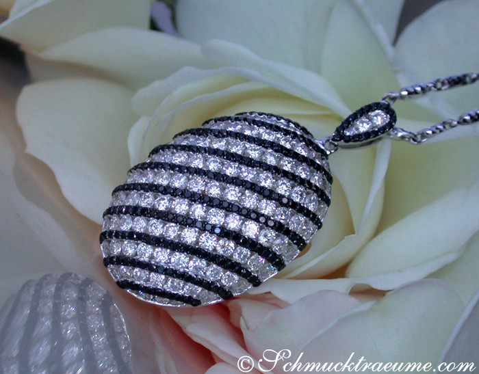 Prachtvoller Anhänger mit schwarzen Diamanten #1 Prachtvoller Anhänger mit schwarzen Diamanten #1