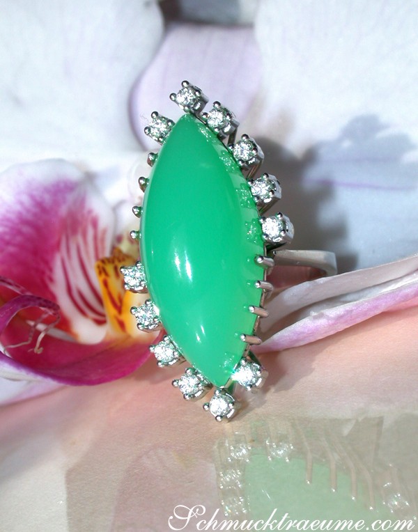 Terrific Chrysoprase Ring with Diamonds #1 Terrific Chrysoprase Ring with Diamonds #1