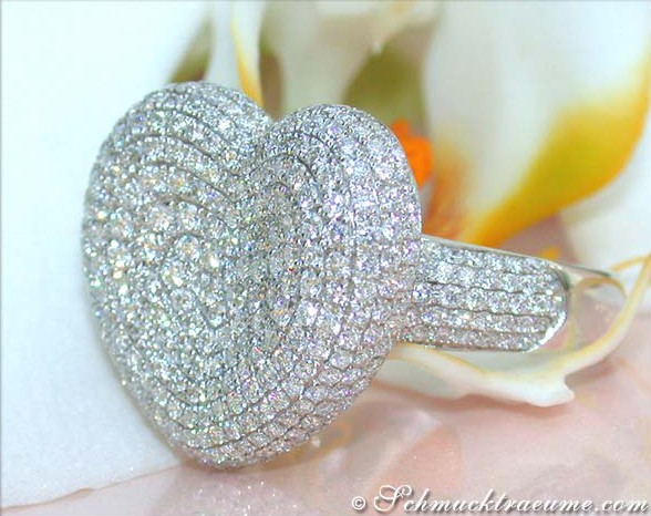 Magnificent Diamond Heart Ring in White gold 18k #1 Magnificent Diamond Heart Ring in White gold 18k #1