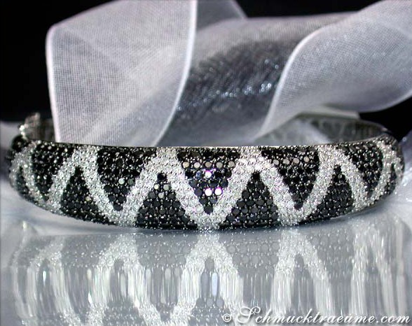 Attractive Black & White Diamond Bangle #1 Attractive Black & White Diamond Bangle #1
