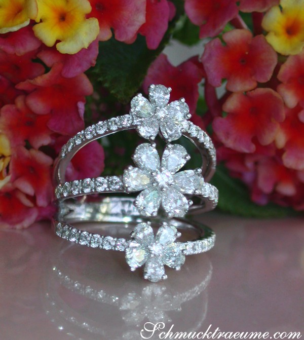 Dreamlike Diamond Blossom Ring #1 Dreamlike Diamond Blossom Ring #1