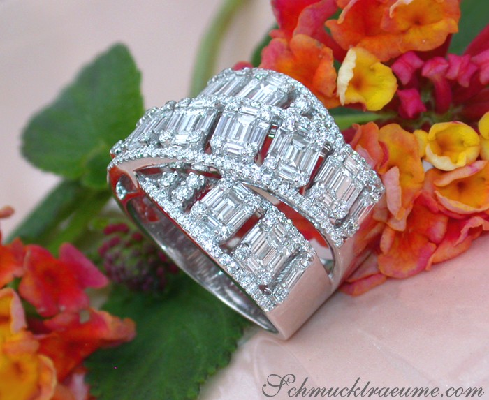 Tremendous Crossover Diamond Ring with Baguette Diamonds #1 Tremendous Crossover Diamond Ring with Baguette Diamonds #1