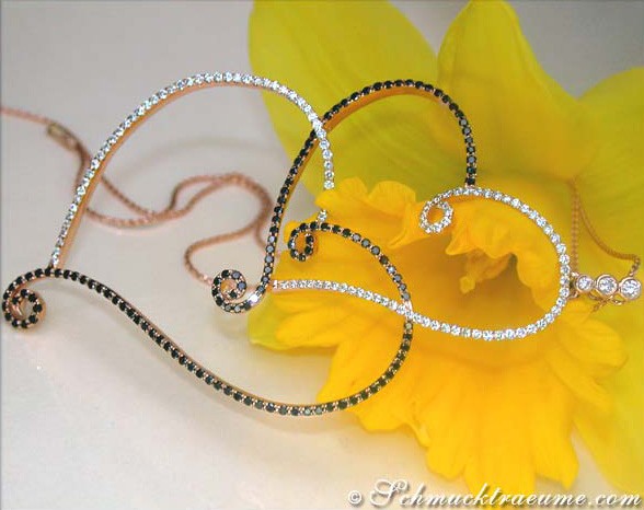 Unübersehbarer Herz Anhänger mit schwarzen Diamanten #1 Unübersehbarer Herz Anhänger mit schwarzen Diamanten #1