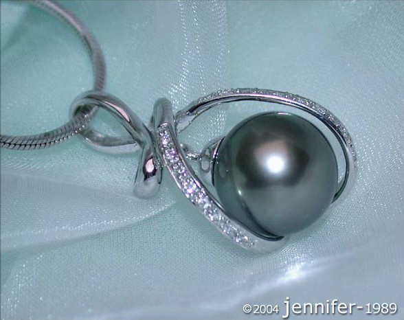 Delicate Tahitian Pearl Diamond Pendant #1 Delicate Tahitian Pearl Diamond Pendant #1