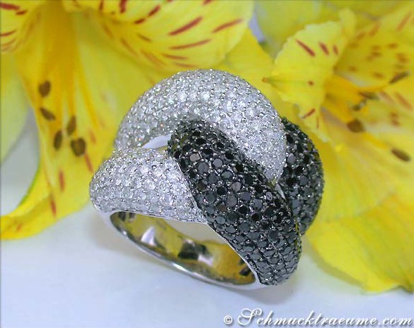 Voluminous Black & White Diamond Ring #1 Voluminous Black & White Diamond Ring #1