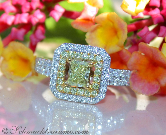 Terrific Yellow & White Diamond Ring #1 Terrific Yellow & White Diamond Ring #1