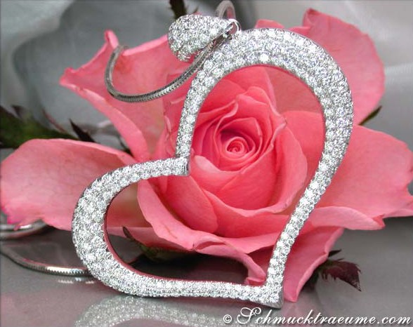 Fascinating Diamond Heart Pendant (2,09 ct.) #1 Fascinating Diamond Heart Pendant (2,09 ct.) #1