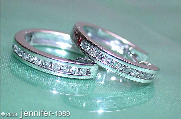Cute Diamond Hoop Earrings in White gold 14k #1 Cute Diamond Hoop Earrings in White gold 14k #1