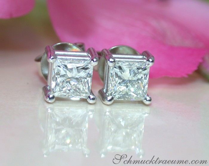 Zeitlose Princess Diamanten Solitär Ohrstecker #1 Zeitlose Princess Diamanten Solitär Ohrstecker #1