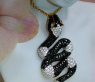Spektakulärer Schlangen Anhänger mit schwarzen & weißen Diamanten (17,62 ct.) #9