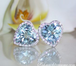 Bildschöne Aquamarin Herz Ohrstecker mit Diamanten Bildschöne Aquamarin Herz Ohrstecker mit Diamanten