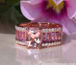 Exquisiter Morganit Ring mit pinken Saphiren und Brillanten Exquisiter Morganit Ring mit pinken Saphiren und Brillanten