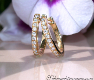 Zarte Mini Brillanten Creolen Zarte Mini Brillanten Creolen