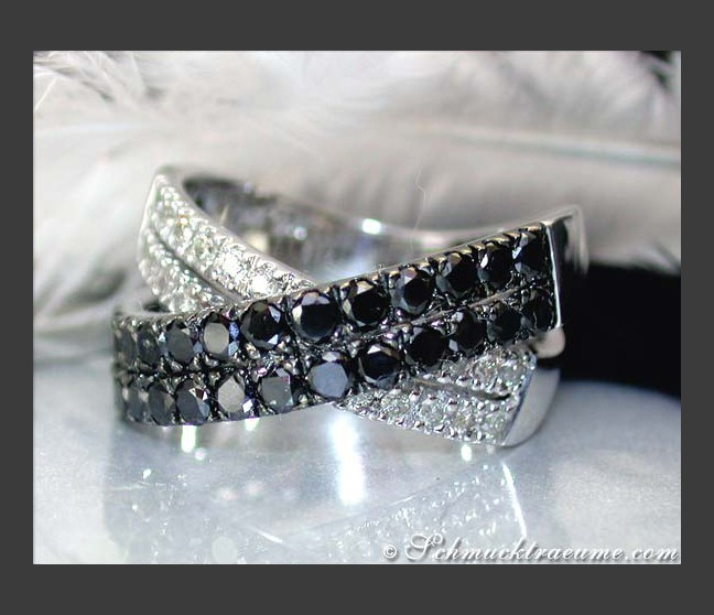Schlichter schwarze Diamanten Ring #1 Schlichter schwarze Diamanten Ring #1