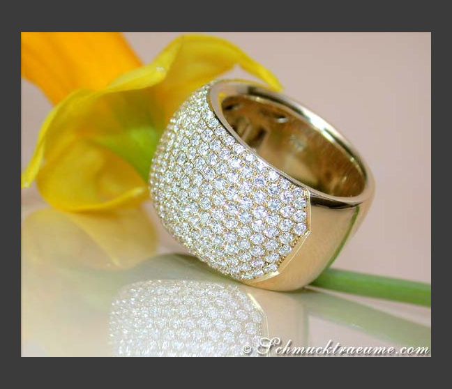 Stattlicher schwerer Brillanten Pavé Ring in Gelbgold 750 #1 Stattlicher schwerer Brillanten Pavé Ring in Gelbgold 750 #1