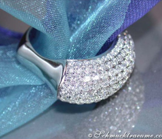 Exclusive Diamond Pavé Ring in White gold 18k Exclusive Diamond Pavé Ring in White gold 18k
