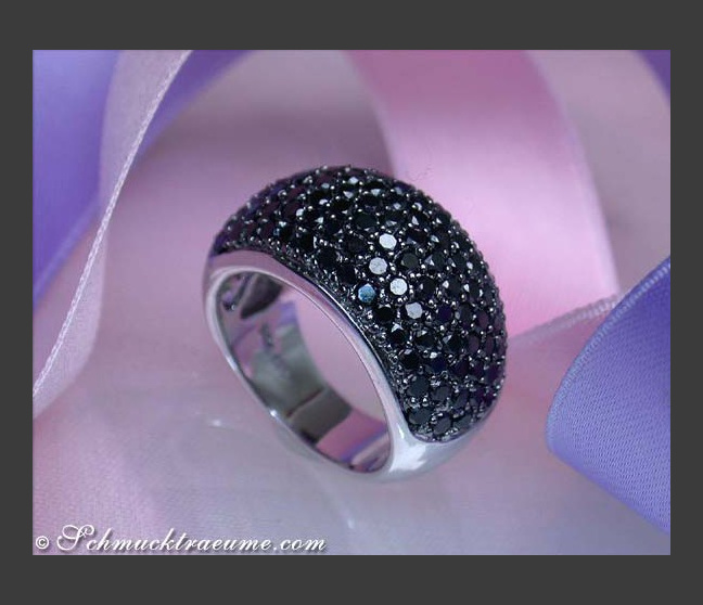 Schlichter schwarze Diamanten Ring #1 Schlichter schwarze Diamanten Ring #1