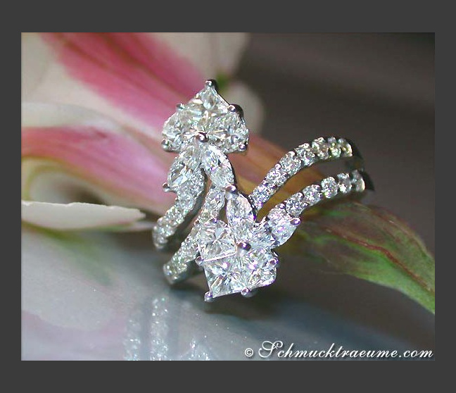 Eleganter Diamanten Ring im Herz Design #1 Eleganter Diamanten Ring im Herz Design #1