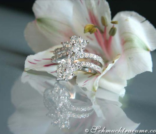 Elegant Diamond Heart Ring (1,88 ct.) Elegant Diamond Heart Ring (1,88 ct.)