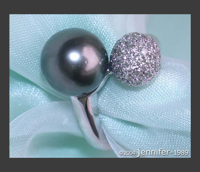Bezaubernder Tahitiperle Ring mit Brillanten Pavé Kugel #1 Bezaubernder Tahitiperle Ring mit Brillanten Pavé Kugel #1