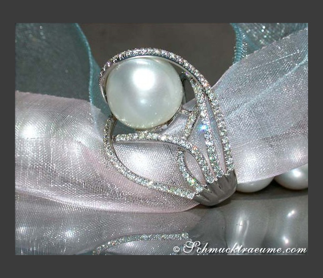 Erstklassiger Südseeperle Ring mit Brillanten (13 - 14 mm) #1 Erstklassiger Südseeperle Ring mit Brillanten (13 - 14 mm) #1