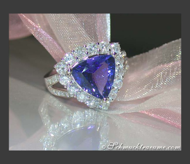 Erstklassiger Tansanit Ring mit Brillanten #1 Erstklassiger Tansanit Ring mit Brillanten #1