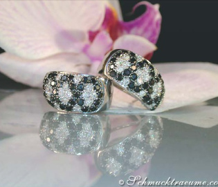 Schwarze Diamanten Ohrstecker im Rauten-Design Schwarze Diamanten Ohrstecker im Rauten-Design
