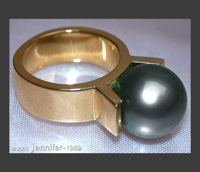 Massiver Tahitiperle Ring in Gelbgold 585 #1 Massiver Tahitiperle Ring in Gelbgold 585 #1