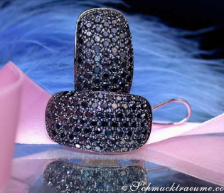 Zeitlose schwarze Diamanten Ohrstecker Zeitlose schwarze Diamanten Ohrstecker