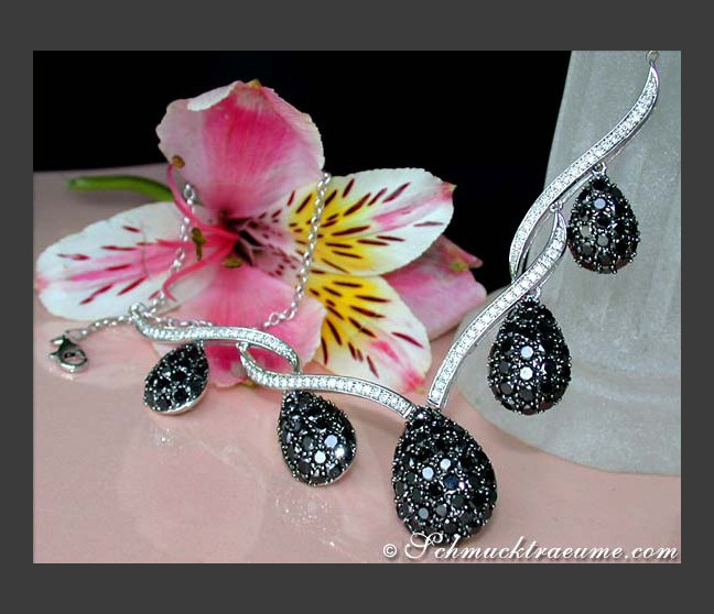 Extravagantes Collier mit Brillanten und schwarzen Diamanten #1 Extravagantes Collier mit Brillanten und schwarzen Diamanten #1