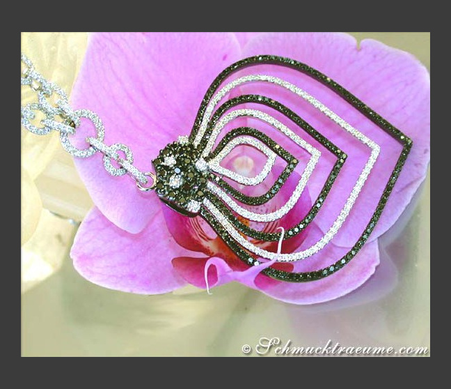 Nobles Collier mit schwarzen Diamanten und weißen Brillanten #1 Nobles Collier mit schwarzen Diamanten und weißen Brillanten #1