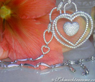 Feinstes Brillanten Herz Collier (4,88 ct.) Feinstes Brillanten Herz Collier (4,88 ct.)