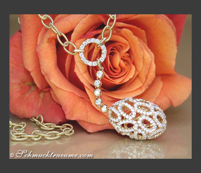 Extravagantes Brillanten "Ei" Collier #1 Extravagantes Brillanten "Ei" Collier #1