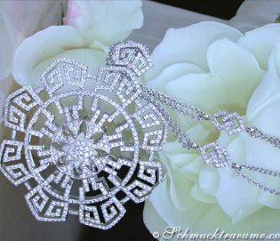 Schweres Brillanten Collier in einem extravaganten Design Schweres Brillanten Collier in einem extravaganten Design