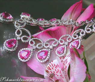 Luxuriöses Pink Saphir Collier mit Brillanten Luxuriöses Pink Saphir Collier mit Brillanten